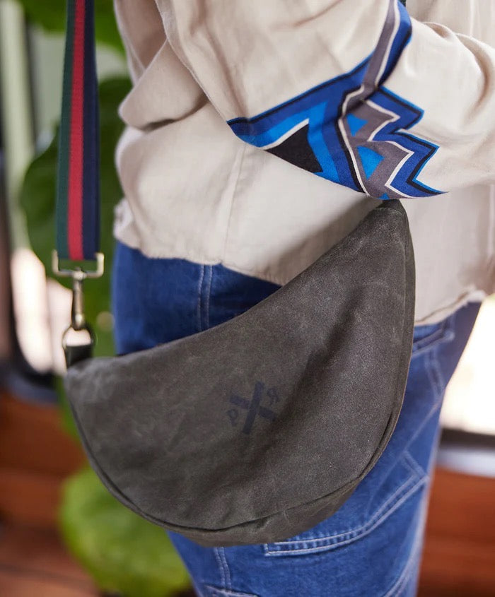 Pony Rider Slow Road Adventure Round Shoulder Bag | Khaki